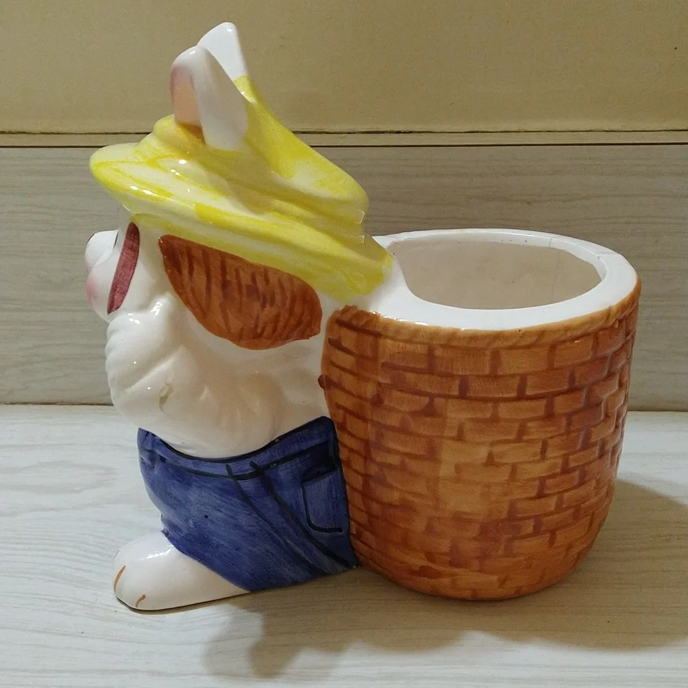Vintage Anthropomorphic Farmer Rabbit Planter 6" Height - Picture 4 of 5